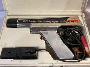 lot 299 image: 2 Vintage Penske Timing Lights