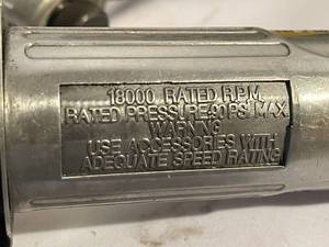 lot 304 image: 2 Pneumatic Tools