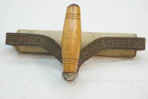 lot 55 image: smith globe chicago print press roller