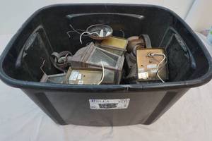 lot 112 image: outdoor lights