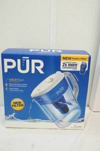 lot 131 image: Pur water pitcher