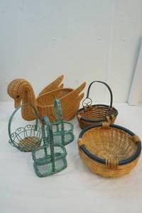 lot 148 image: Wicker baskets