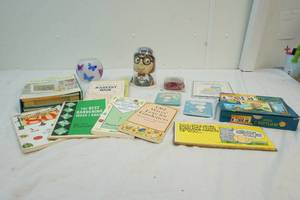 lot 169 image: cookbooks, card calendar,greeting card set,toy