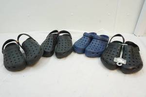 lot 195 image: Shoes