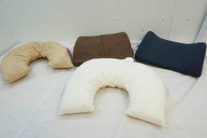 lot 197 image: backrests, neck pillows