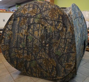 lot 204 image: Hunting blind