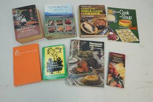 lot 213 image: Cookbooks