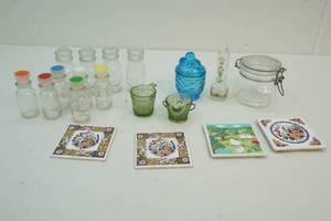 lot 225 image: Jars, bowls and hotplates