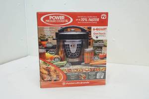 lot 258 image: Pressure cooker