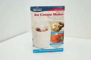 lot 261 image: Ice cream maker
