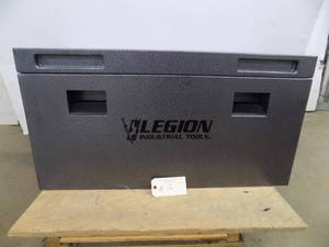 lot 13 image: Legion Industrial Tools Work Box