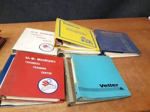 lot 1705 image: Large Lot of Suzuki Technical Bulletins, Training Manuals and More