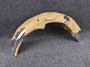 lot 1506 image: NOS - 1969-72 Suzuki T350 Motorcycle Fender - Part No. 63110-18500
