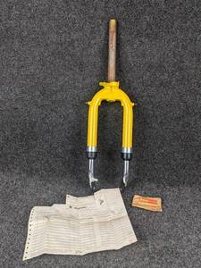 lot 1596 image: NOS - 1982-91 Suzuki FA50 Front Fork Assembly, Part No. 51100-02850-163