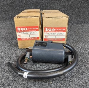 lot 1622 image: NOS (Lot of 2) Suzuki GS Series Ignition Coils - Part No, 33410-31310