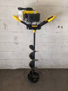 JIFFY Model 4G Gas Powered Ice Auger - 8 - Starts, Runs and Operates - NO SHIPPING