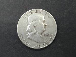 lot 45 image: 1951 S Franklin Silver Half Dollar...