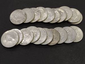 lot 59 image: (20) 1964 Kennedy Silver Half Dolla...