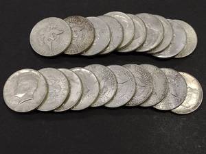 lot 60 image: (20) 1964 Kennedy Silver Half Dolla...