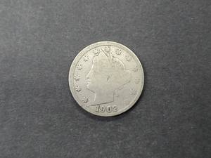 lot 71 image: 1902 V Nickel...