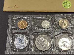 lot 112 image: 1960 Small Date Proof Coin Set...