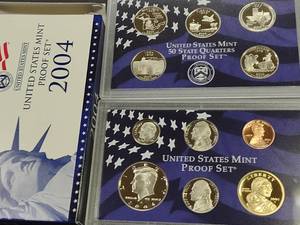 lot 166 image: 2004 Proof Coin Set...
