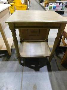 lot 62 image: Decor Therapy Simplify Oak End Table