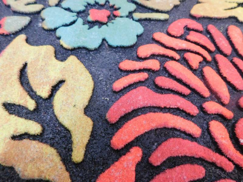 lot 53 image: Apache Mills Contemporary Bloom 18 in. x 30 in. Recycled Rubber Door Mat