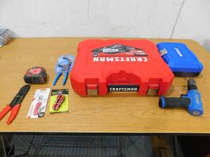 lot 24 image: Assorted Tool Lot
