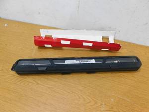 lot 85 image: Husky 50 ft. lbs. to 250 ft. lbs. 12 in. Drive Torque Wrench