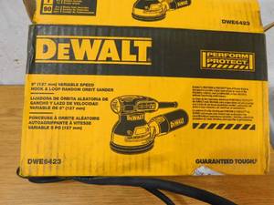 lot 100 image: DEWALT 3 Amp Corded 5 in. Variable Speed Random Orbital Sander