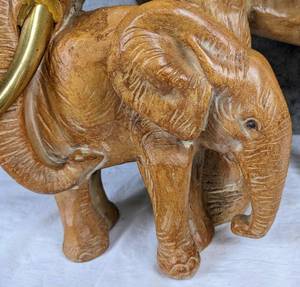 lot 86 image: 15 High Elephant with Calf Decor - Brass and Plaster