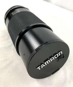 lot 37 image: Tamron AE 80-200 CF Tele Zoom Macro Lens (F 13.8) with Original Case