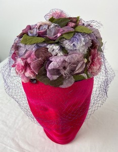 lot 125 image: Four Fabulous Vintage Womens Hats