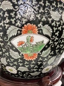 lot 1 image: Stunning Hand Painted Ceramic Asian Planter on Wood Base