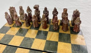 lot 153 image: Vintage Chess Set Hand Made in Korea w Stone Pieces
