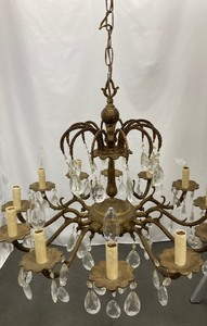 lot 16 image: Ornate Vintage Brass & Crystal Chandelier
