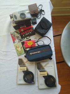 lot 41 image: Collection of Photography Items