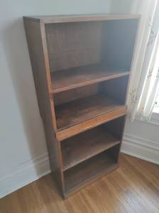 lot 129 image: Two Vintage Bookshelfs