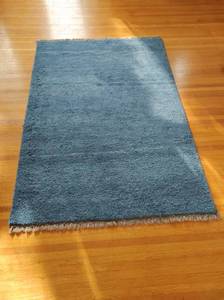 lot 135 image: Pure New Wool Area Rug