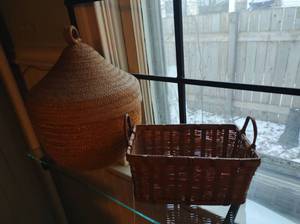 lot 277 image: Vintage Wicker Picnic Insulator And Basket