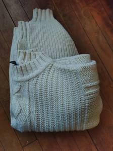lot 285 image: Vintage Mis Meain Handloomed Sweater