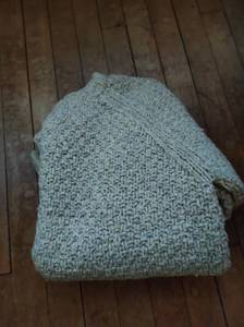 lot 286 image: Vintage Banana Republic 100% Wool Sweater