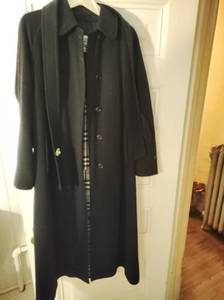 lot 219 image: Classic Vintage Burberry Wool Coat