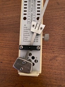lot 500 image: Wittner Mini Metronome