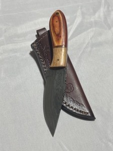 Custom Damascus Steel Knife