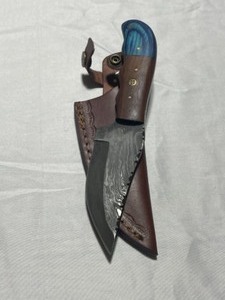 Custom Damascus Steel Knife