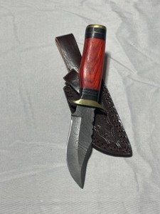 Custom Damascus Steel Knife