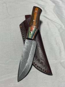Custom Damascus Steel Knife