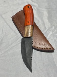 Custom Damascus Steel Knife